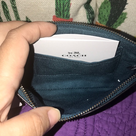 ‼️Last One‼️Coach Small Wristlet - Picture 4 of 4